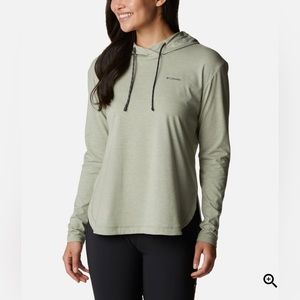 Columbia, Women’s Sun Trek Hooded Pullover, various sizes